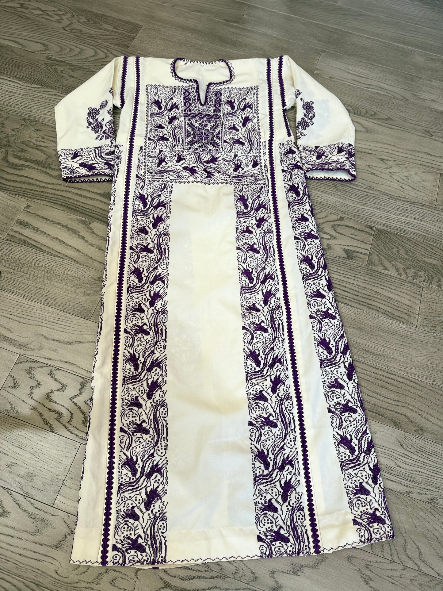 Purple and cream Thoub