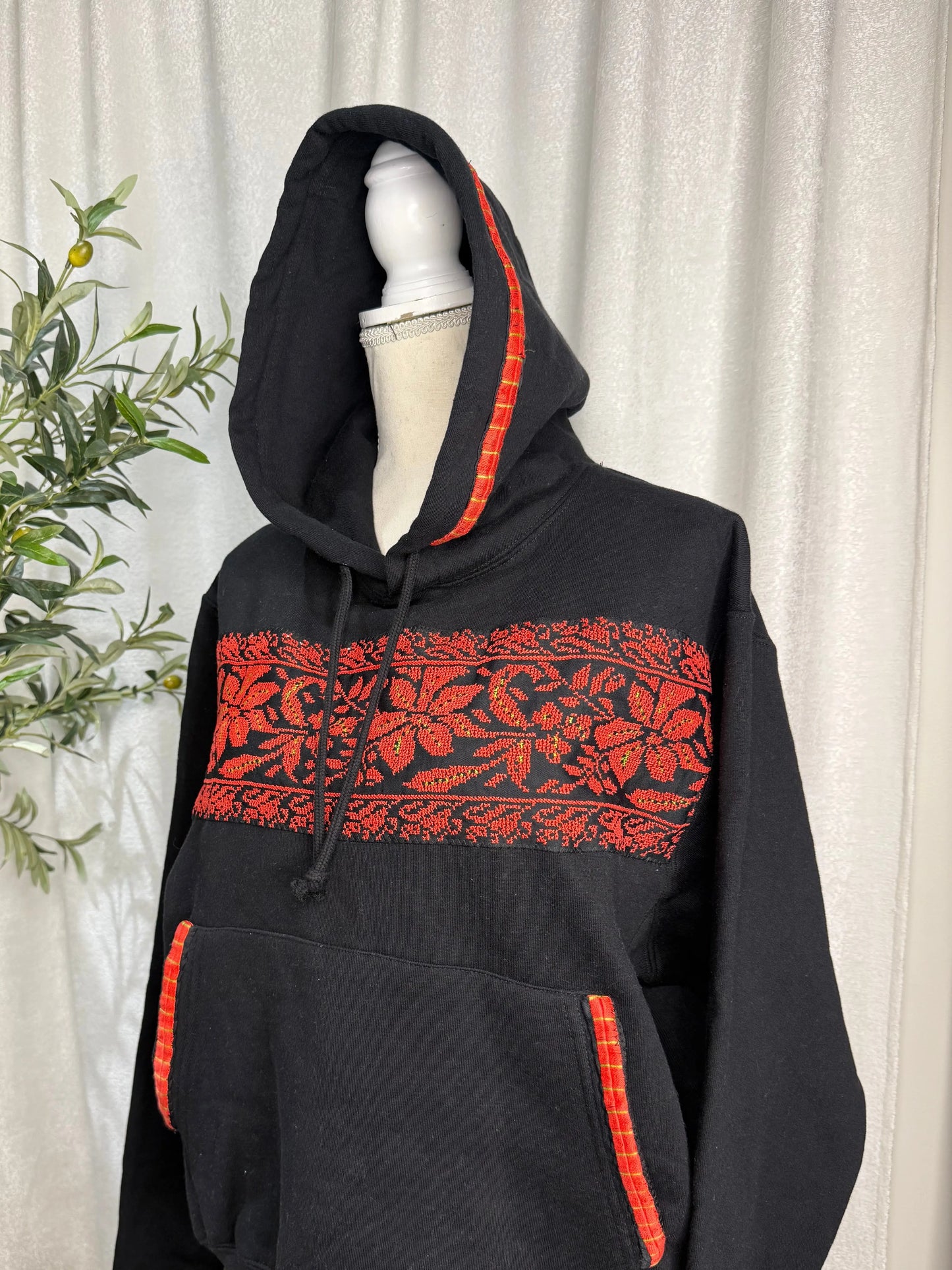 Tatreez Hoodie Zunnar Sitty