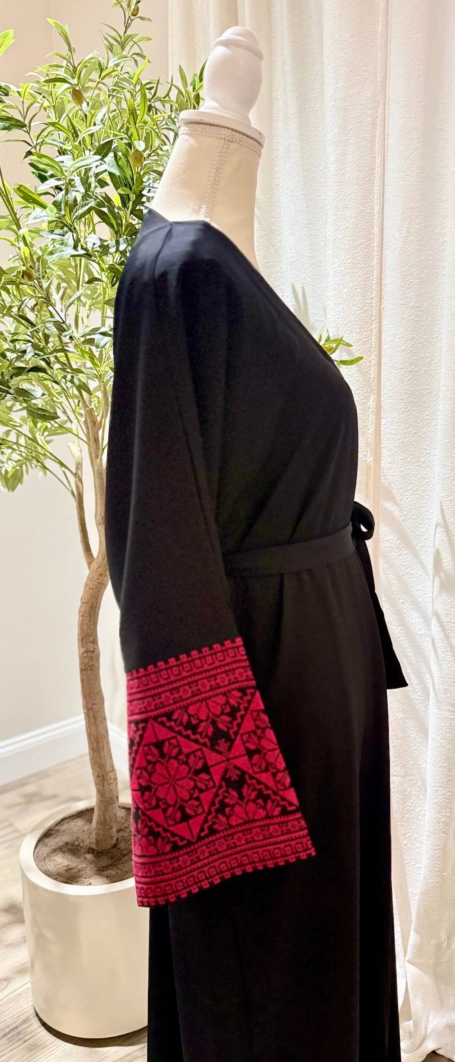 Tatreez Abaya Zunnar Sitty