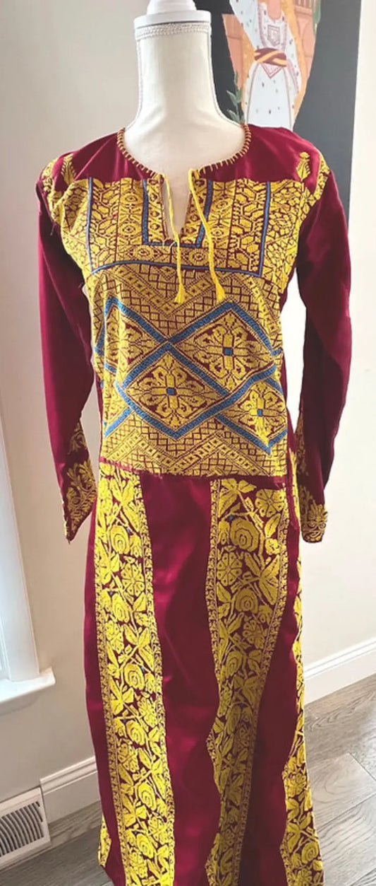 Burgandy Thoub with Tassle - Zunnar Sitty