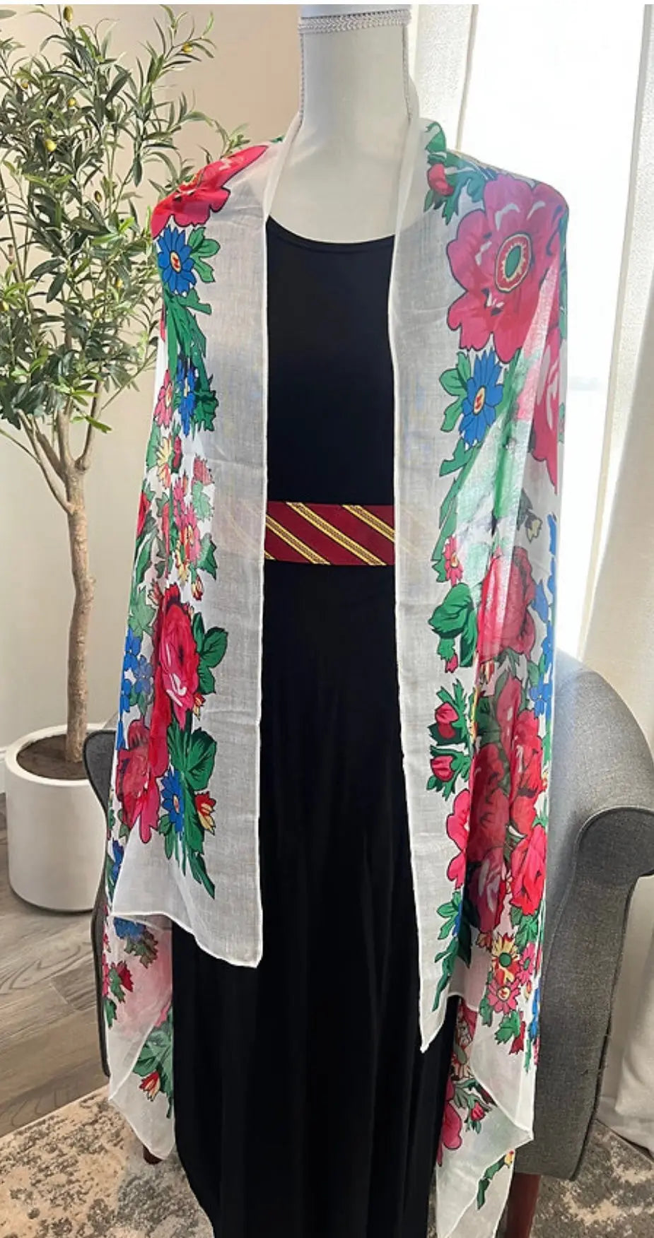 White Floral Sitty Shawl - Zunnar Sitty