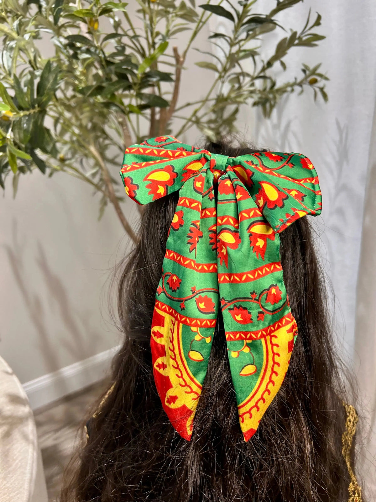 Kuffiya Scarf vs. Modal Shawl: What to Check Before Buying Zunnar Sitty