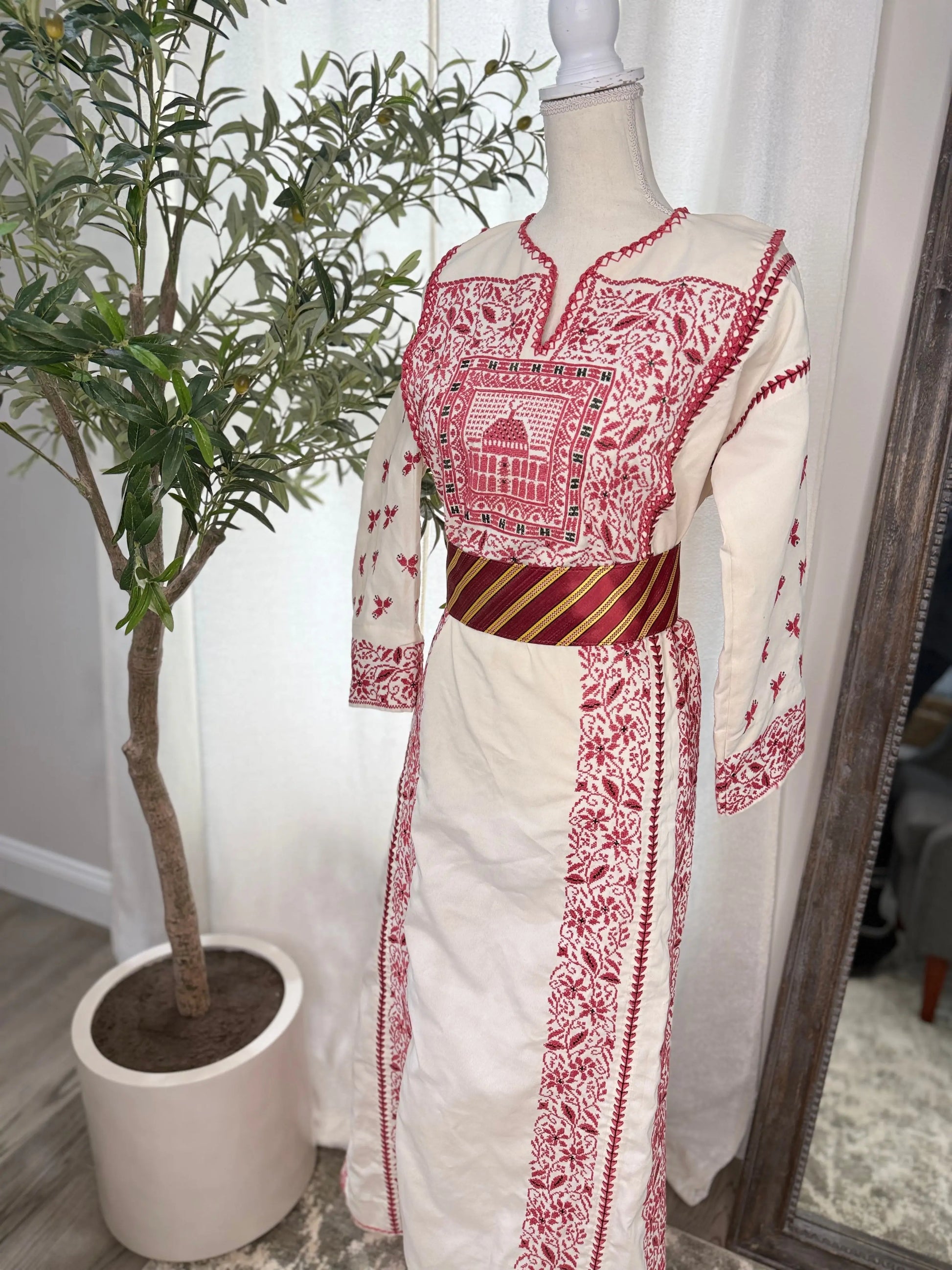 Al Aqsa Thoub Zunnar Sitty