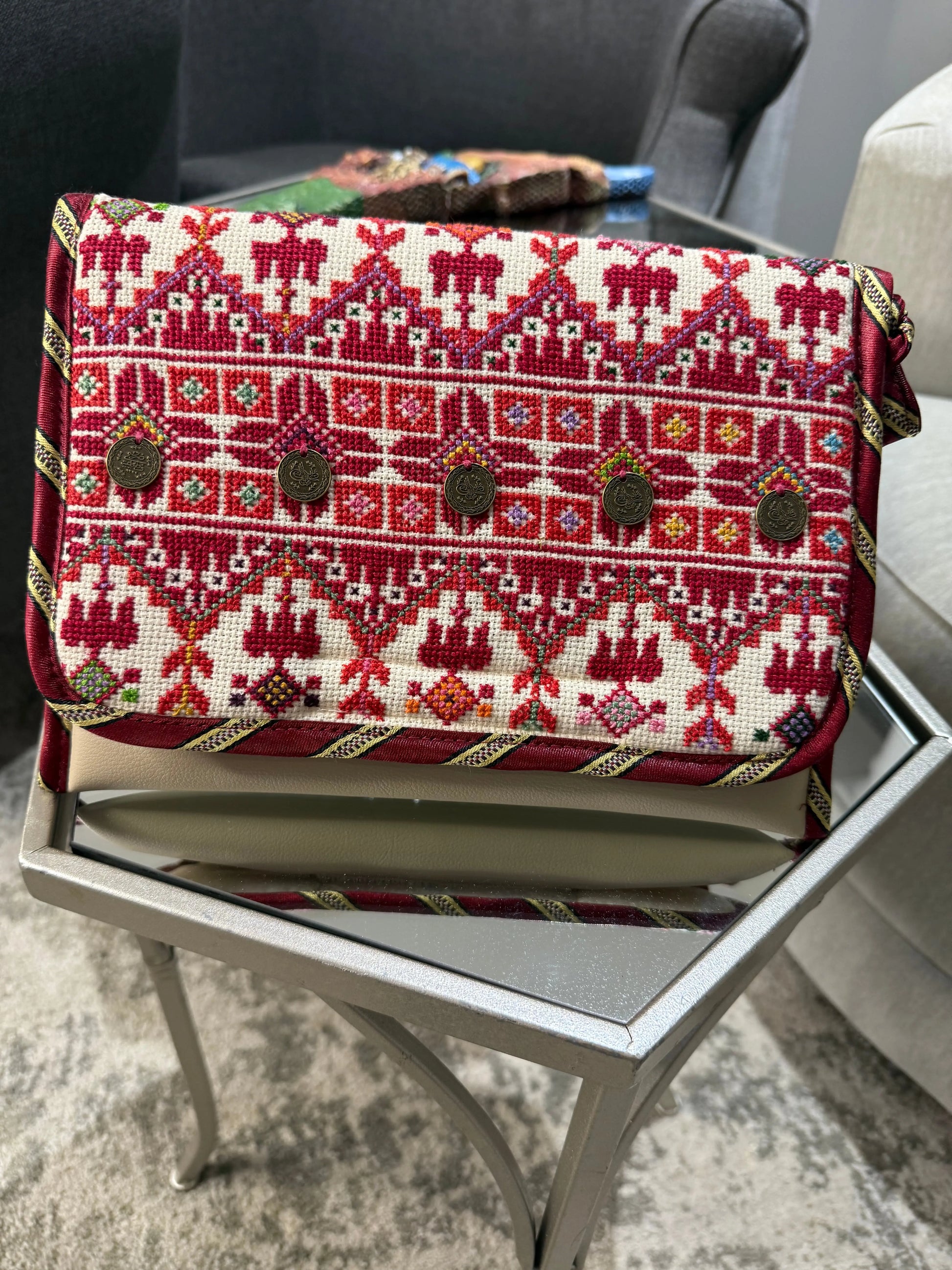 Handstiched Tatreez Clutch Zunnar Sitty