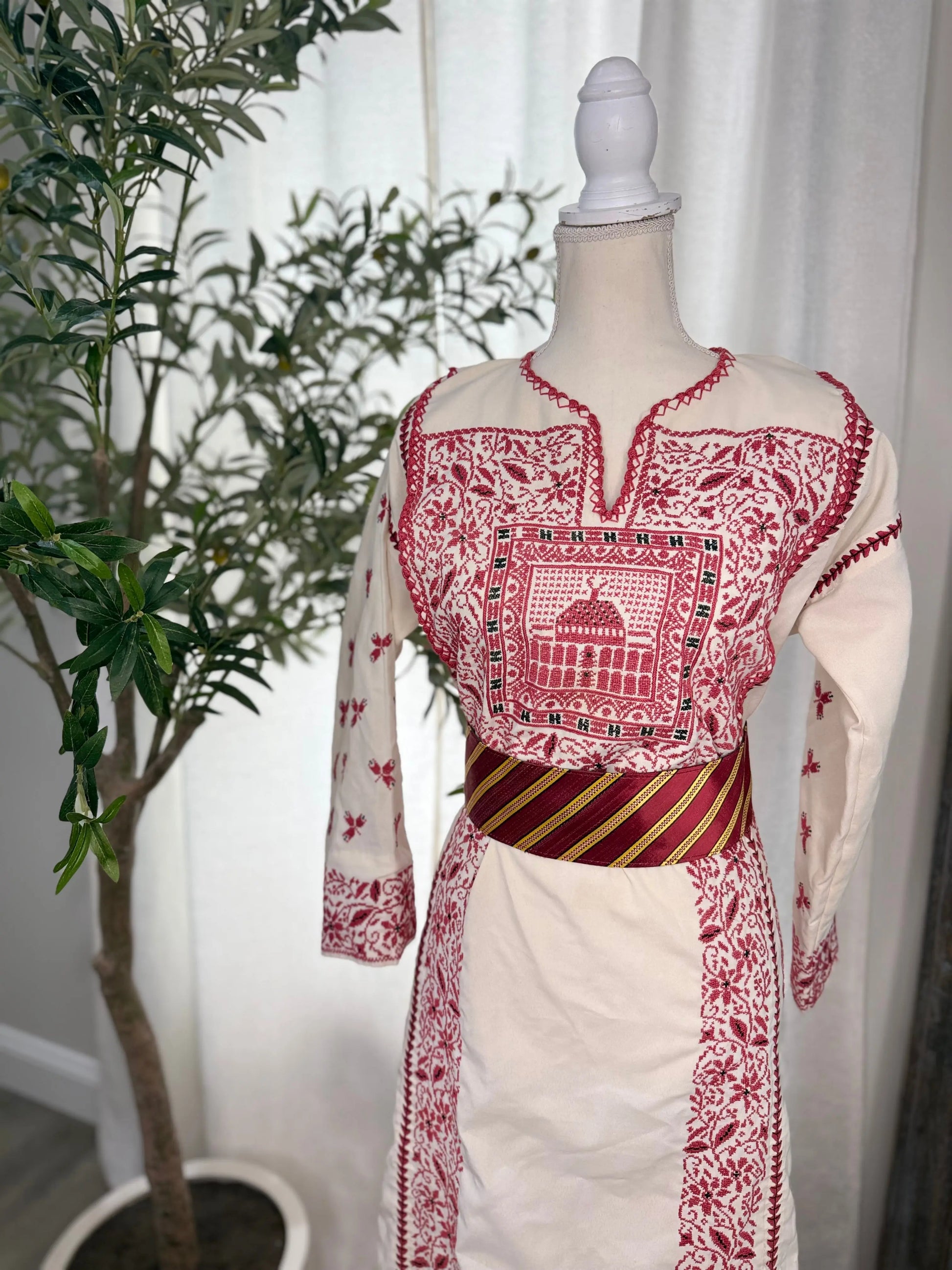 Al Aqsa Thoub Zunnar Sitty