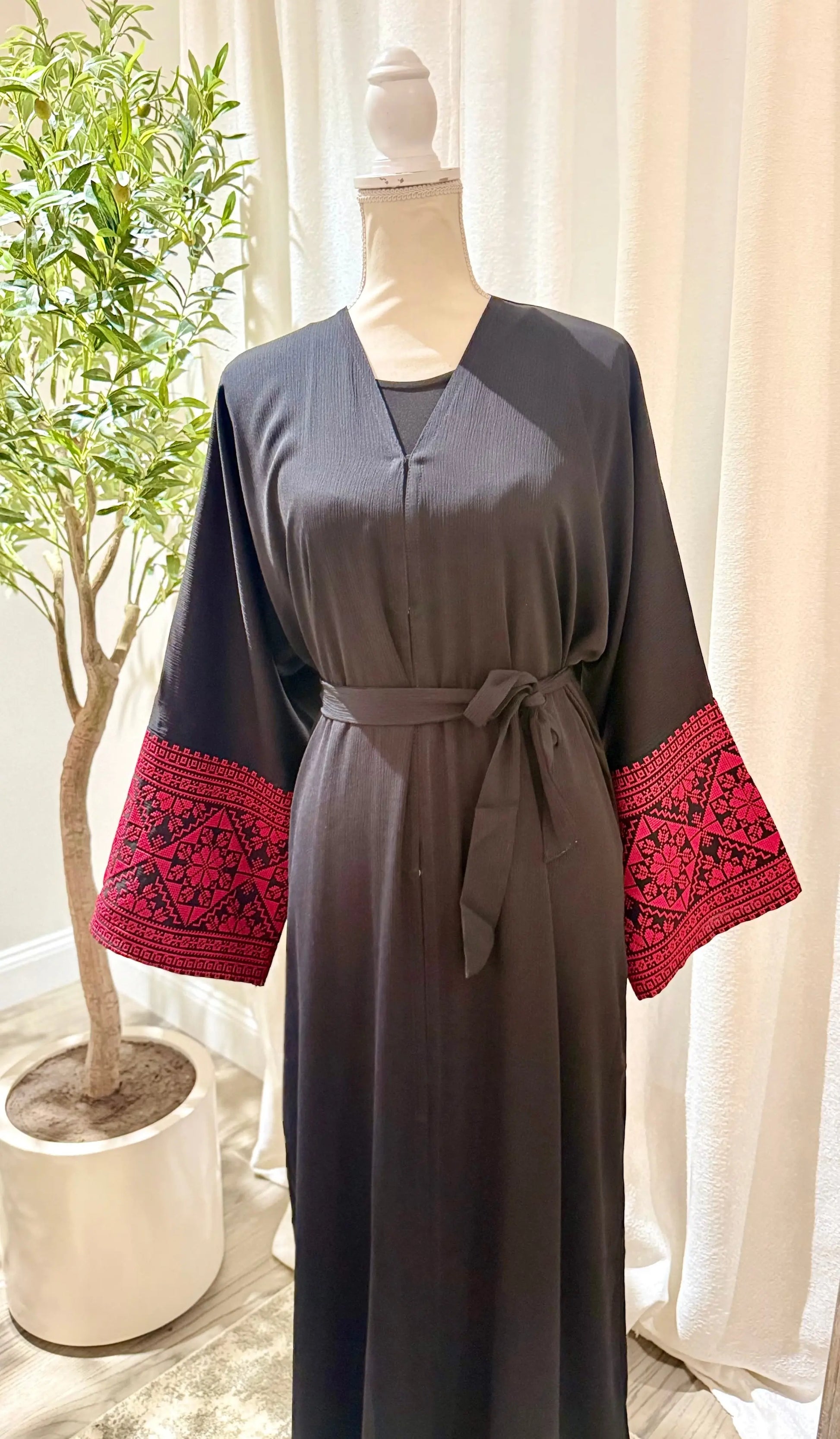 Untitled Feb19_17:20 Zunnar Sitty