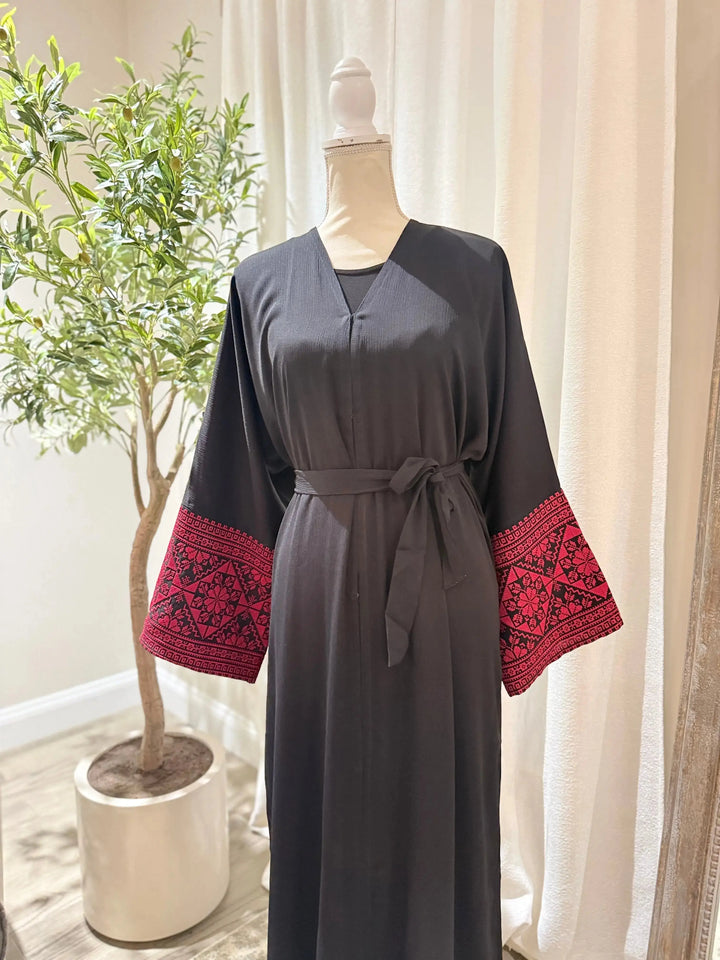 Tatreez Abaya Set with Scarf & Belt
