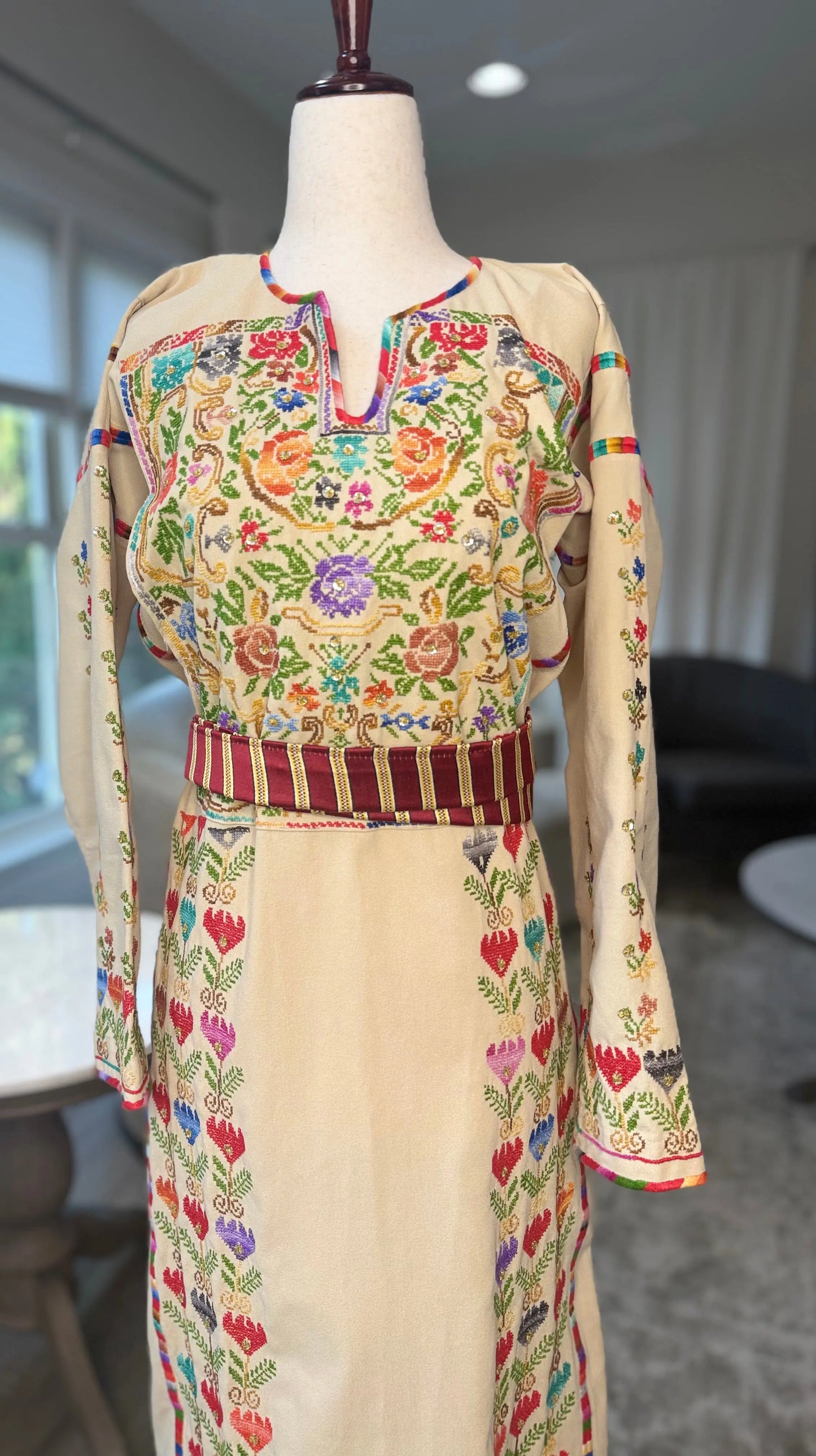 Tan and Floral Thoub Zunnar Sitty