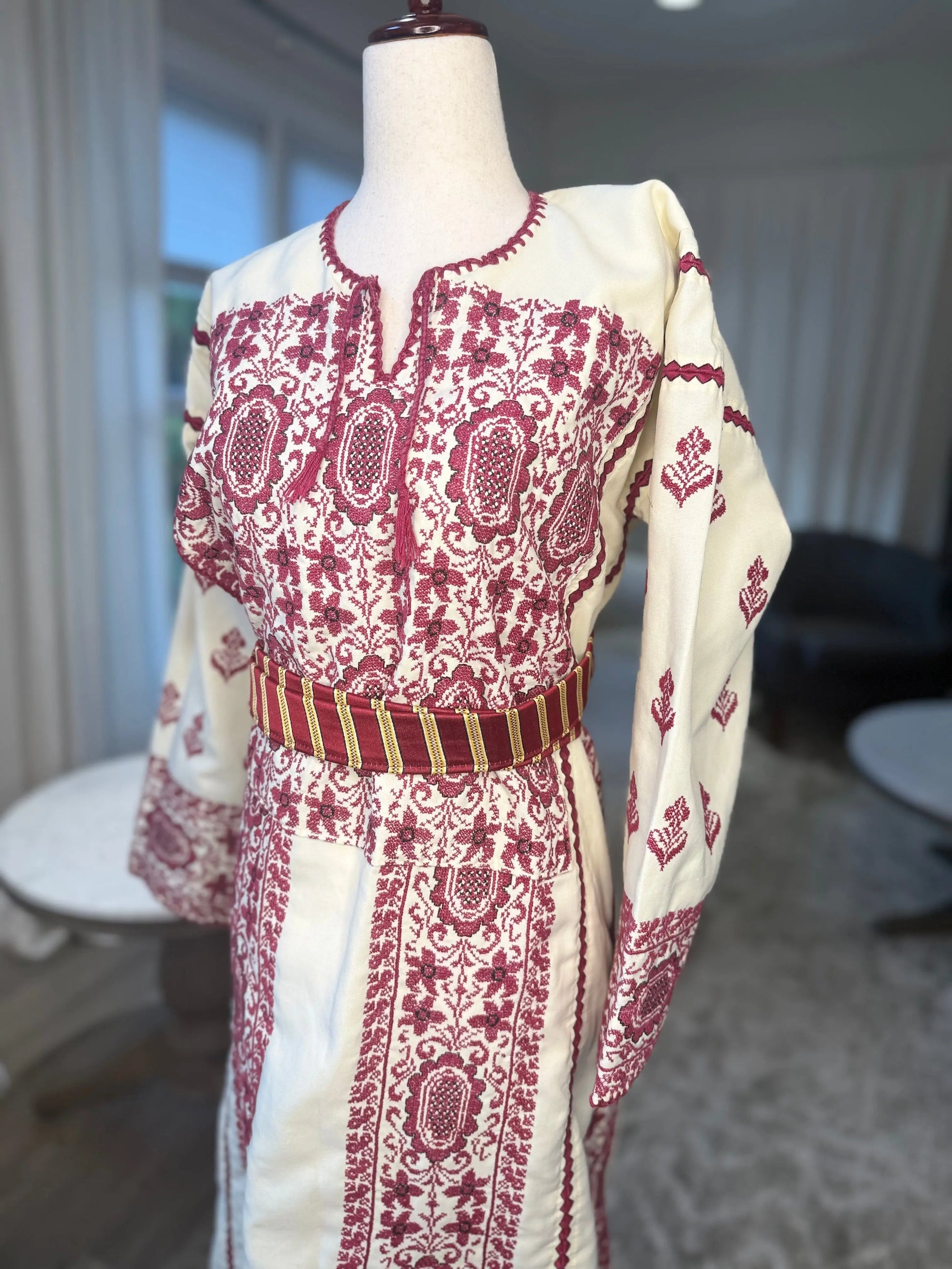 Red and Cream Thoub Zunnar Sitty