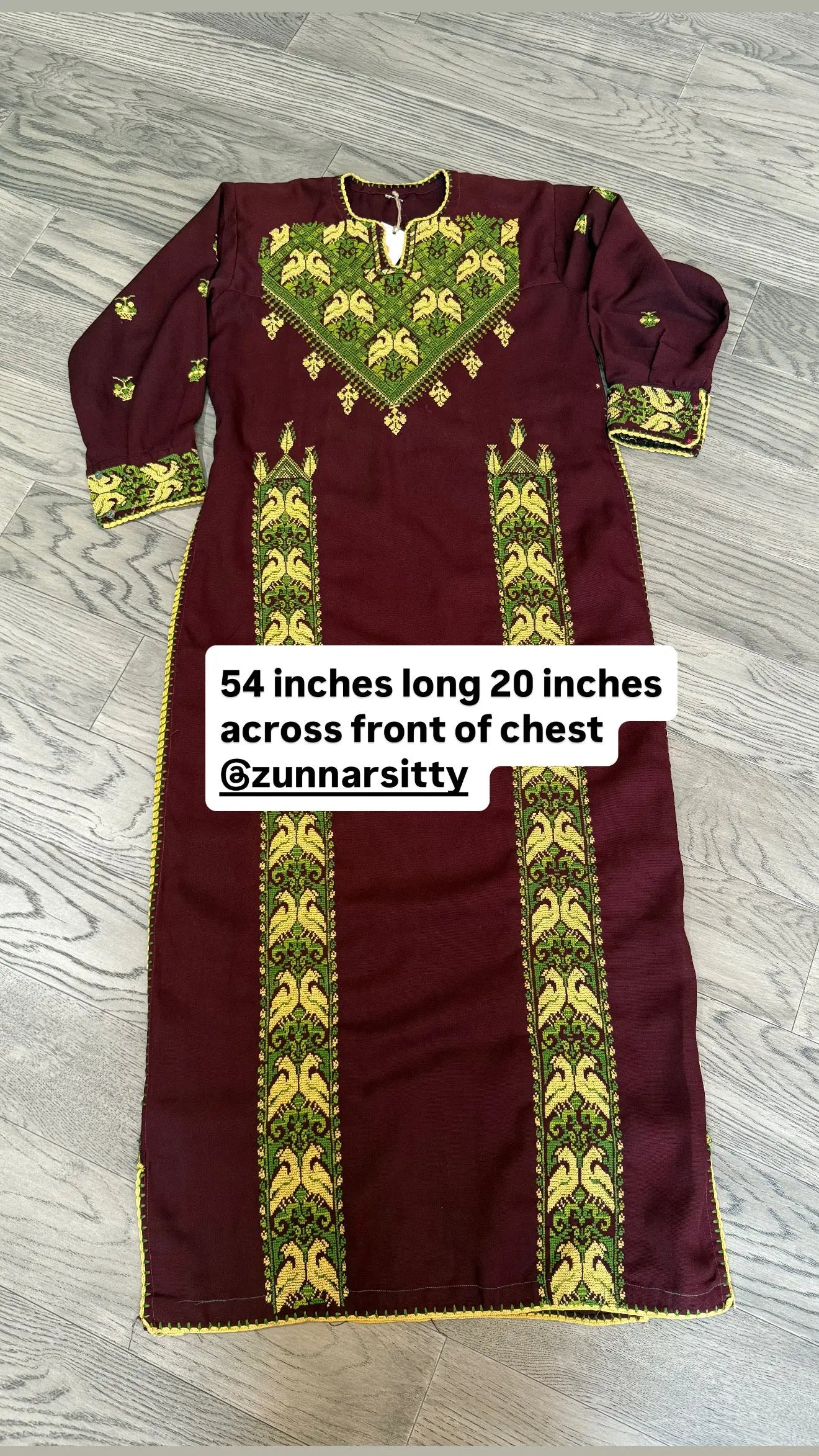 Burgandy Thoub Zunnar Sitty