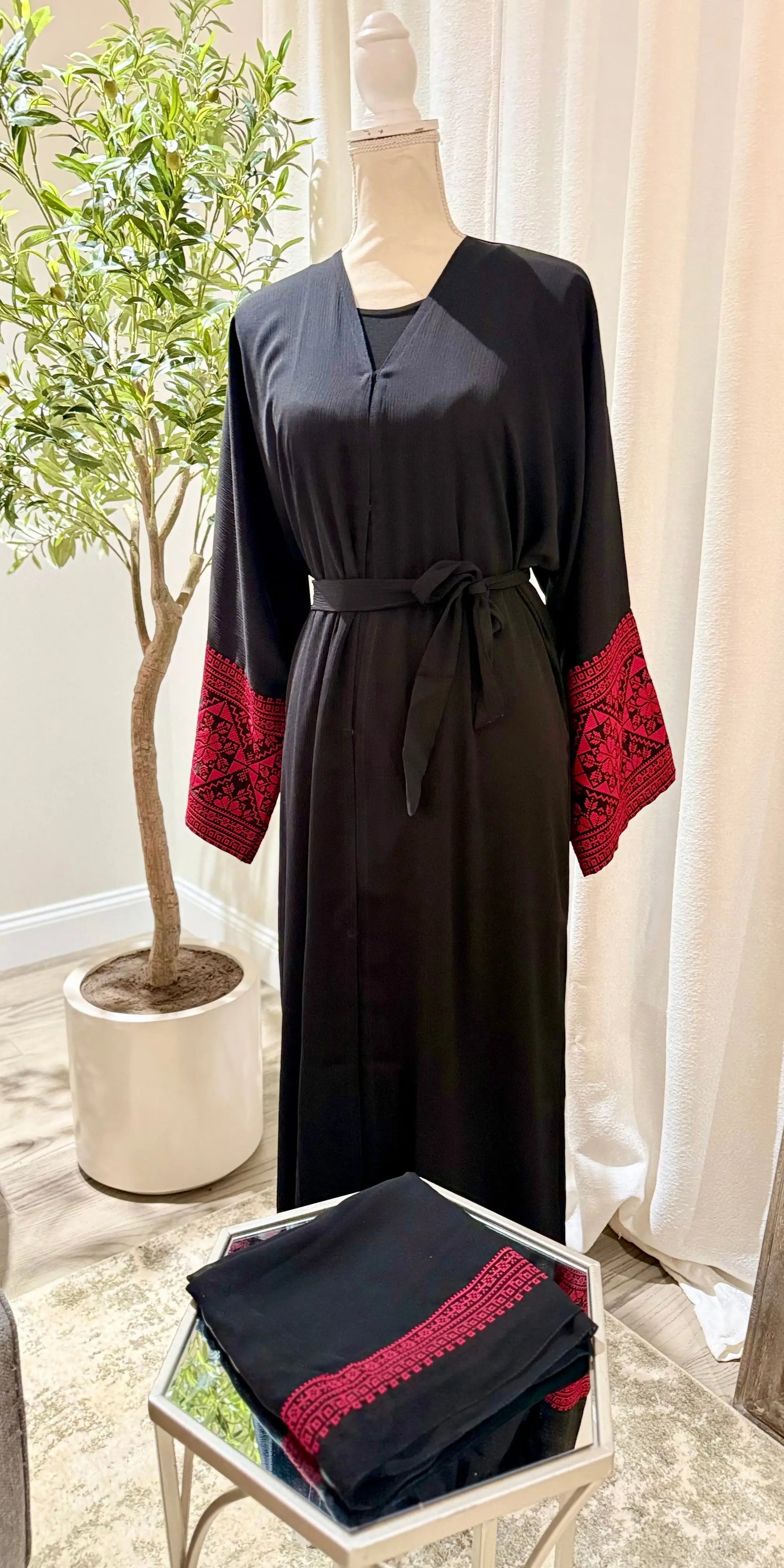 Tatreez Abaya Zunnar Sitty