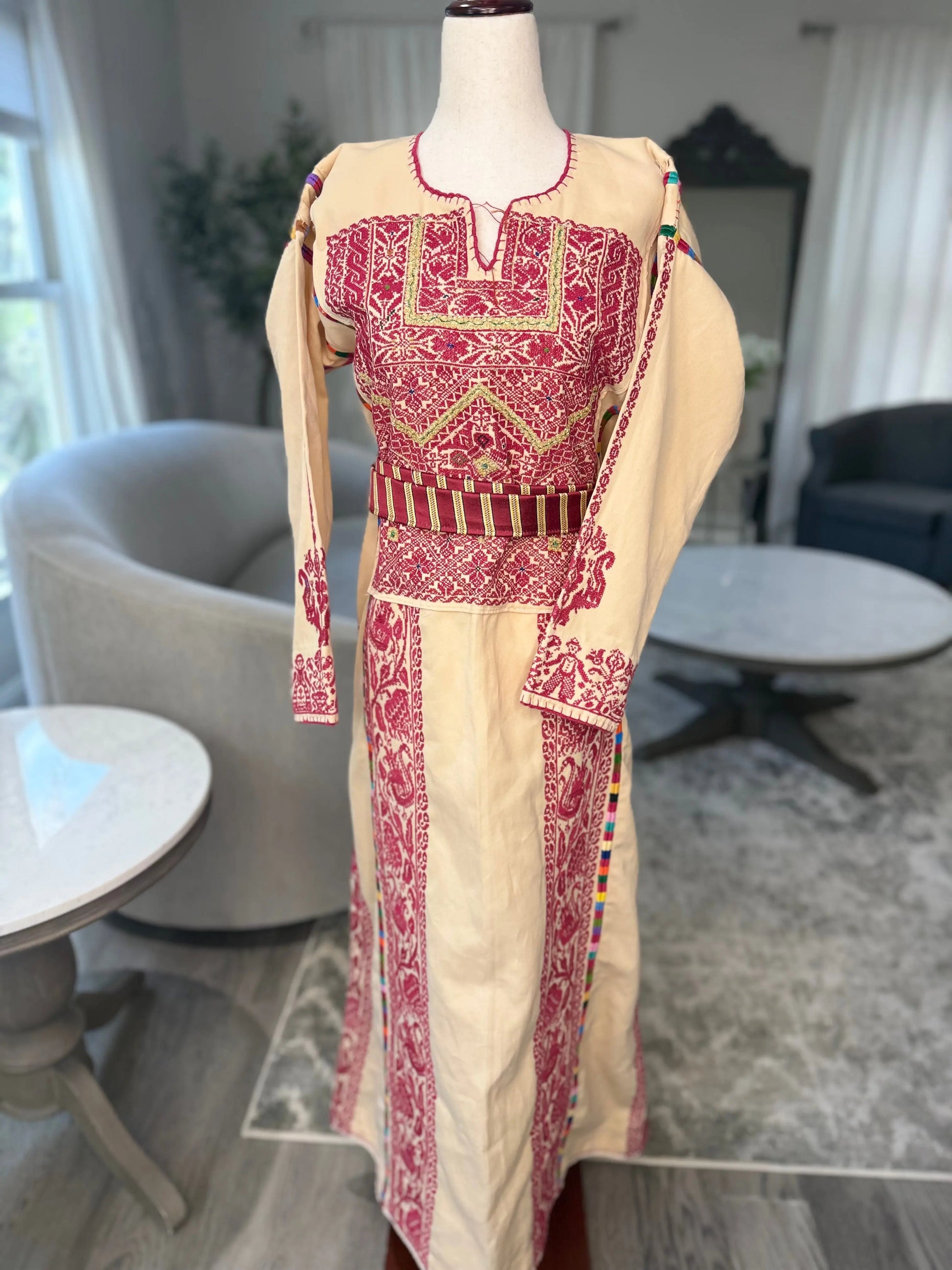 Tan and Red Thoub Zunnar Sitty