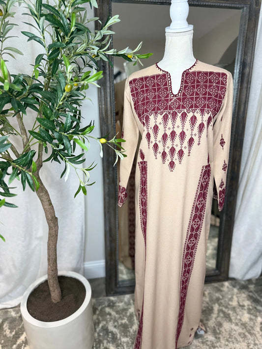 Cream and Burgandy Thoub Zunnar Sitty