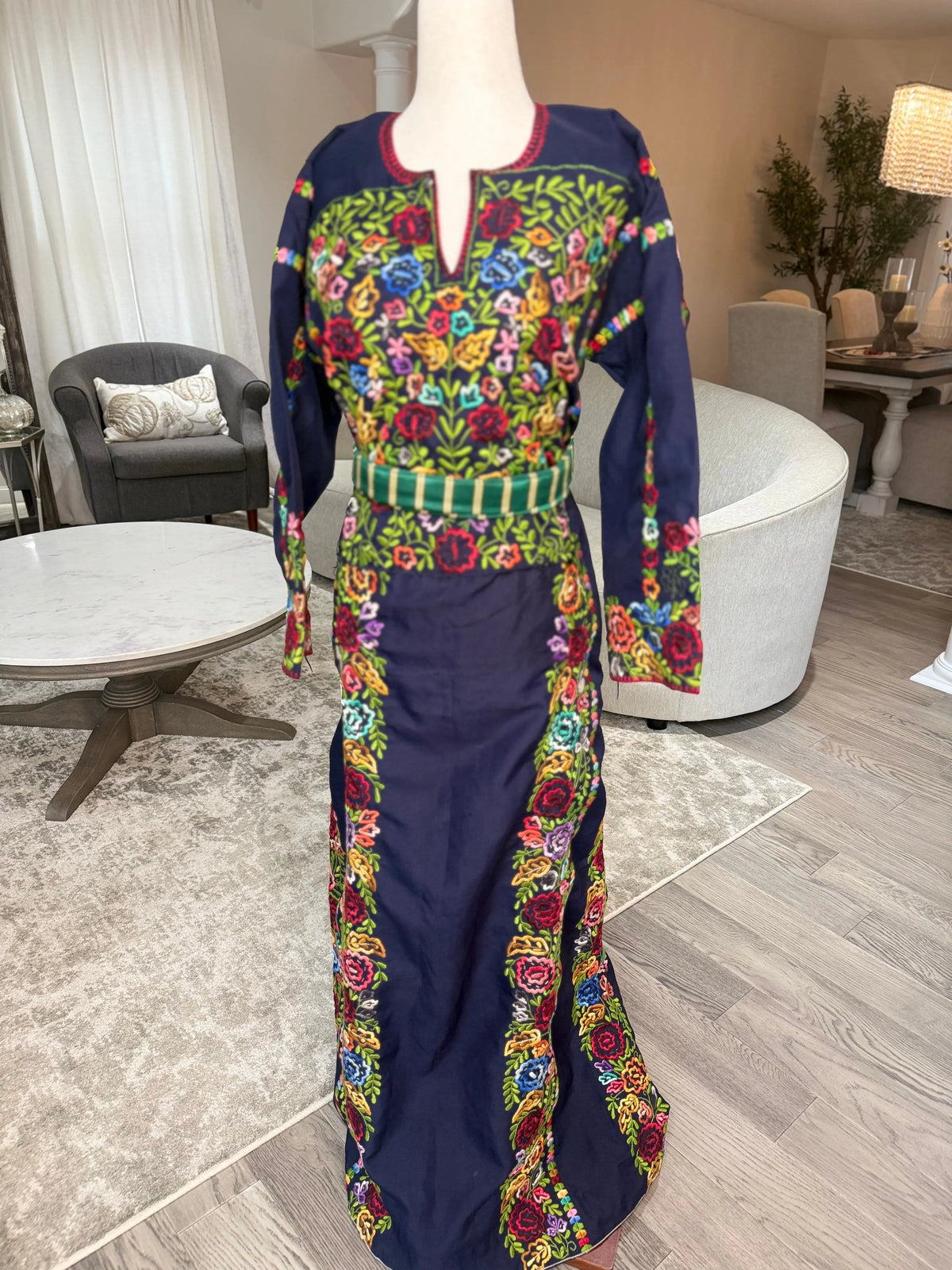 Navy Floral Thoub Zunnar Sitty
