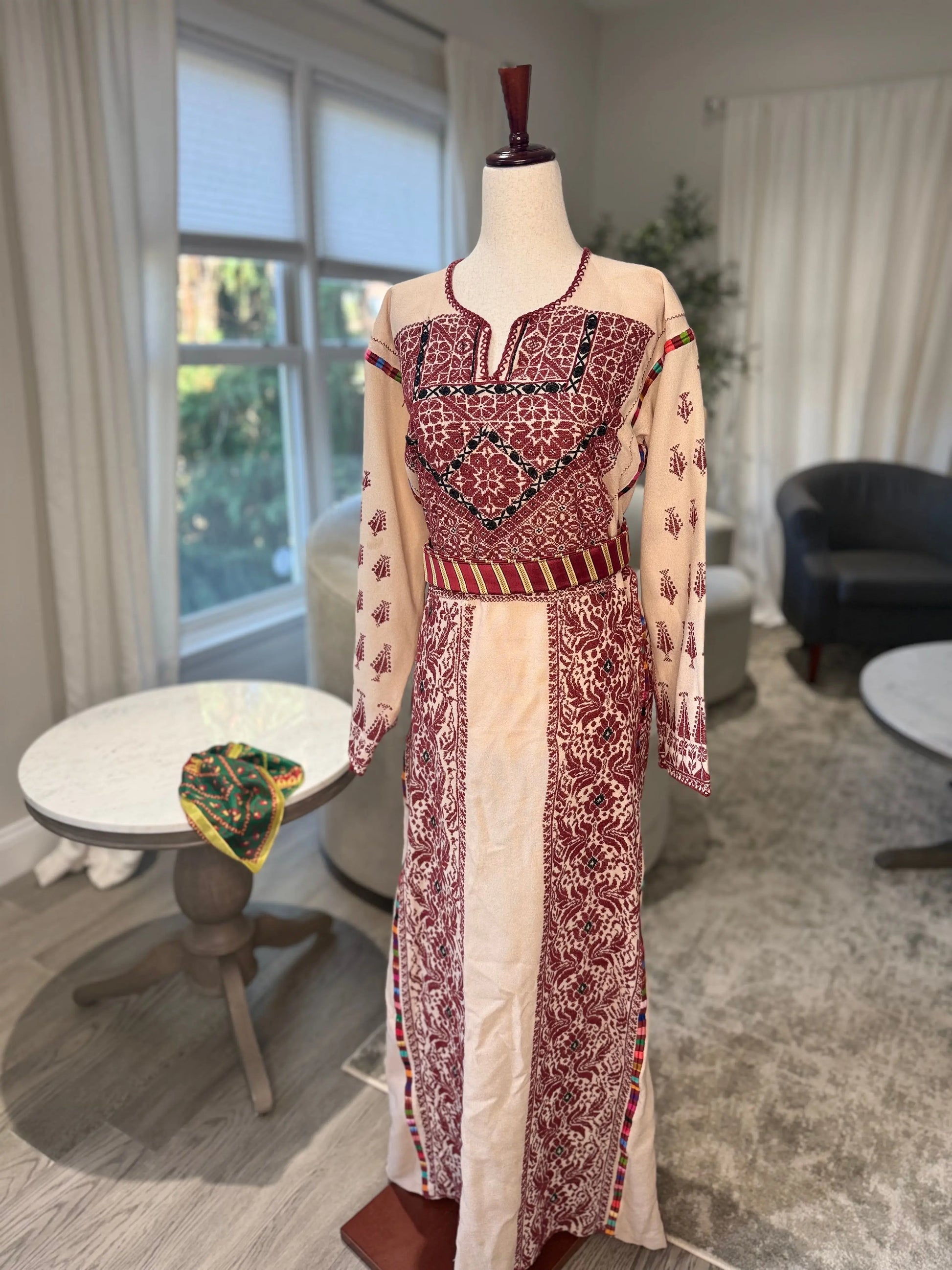 Tan and Burgundy Thoub Zunnar Sitty