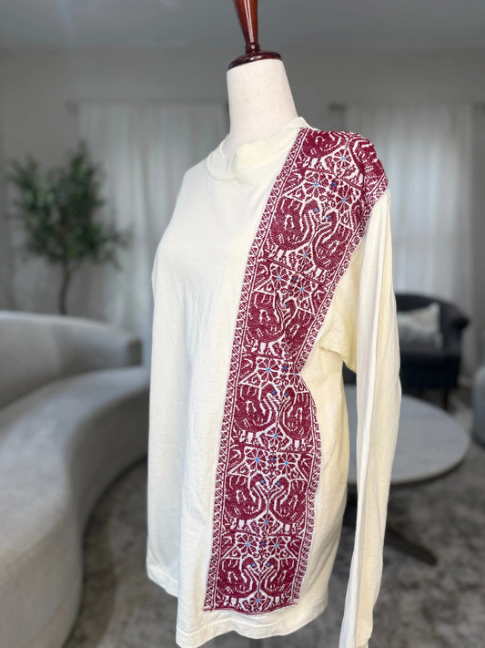 Cream and Red Tatreez Zunnar Sitty