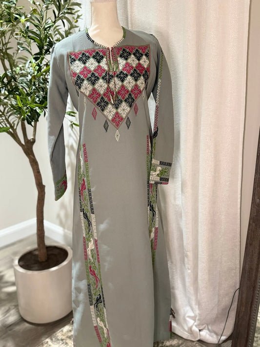 Grey Palestine Thoub - Zunnar Sitty