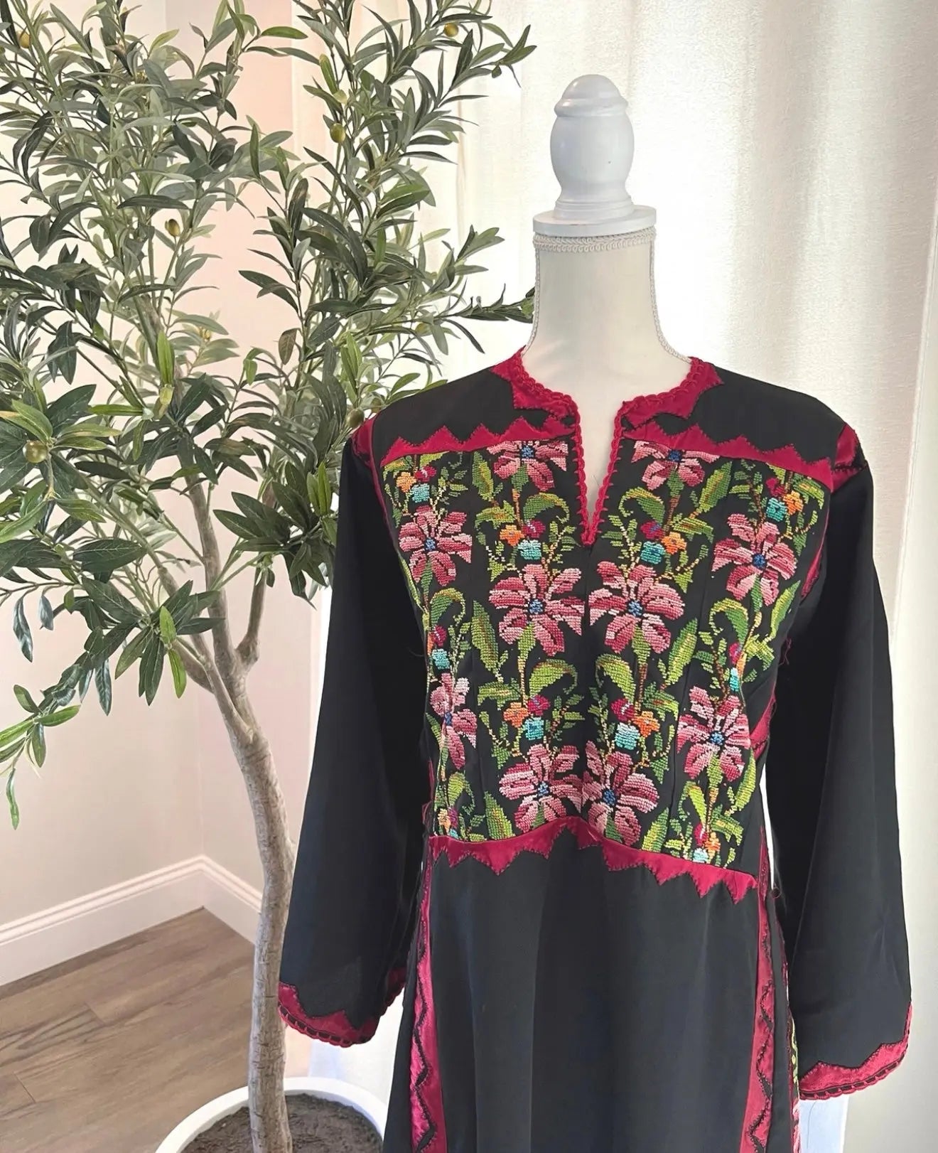 Floral Thoub - Zunnar Sitty