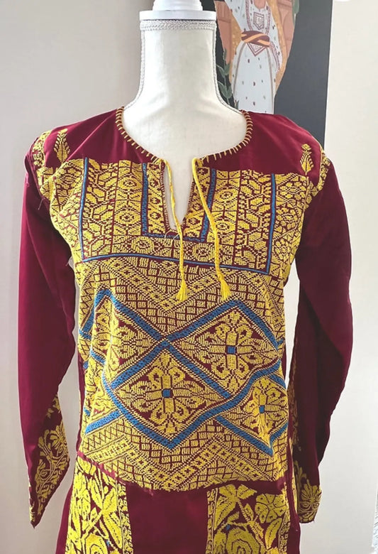 Burgandy Thoub with Tassle - Zunnar Sitty