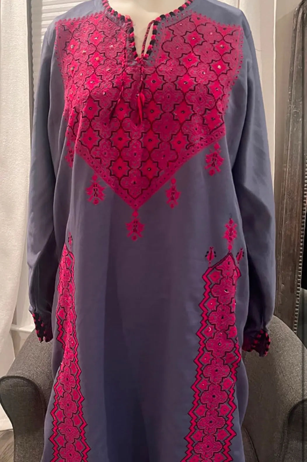 Grey and Pink Thoub - Zunnar Sitty