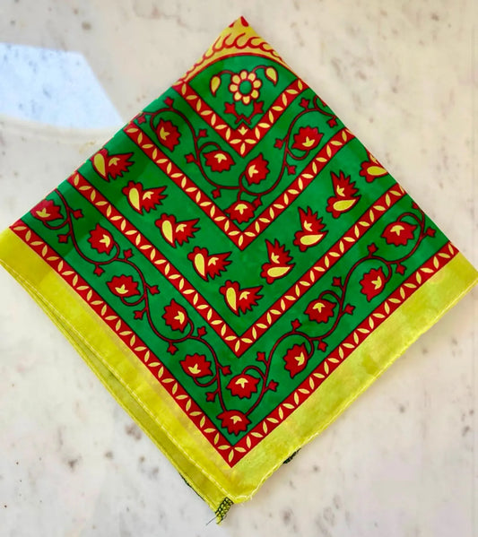 Dancing Scarfs - Zunnar Sitty